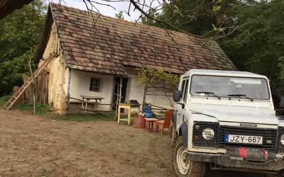 Tájkertünk, Lulla cottage múltja